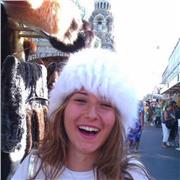 Laureata in lingue e letterature straniere con esperienza Nel Turismo